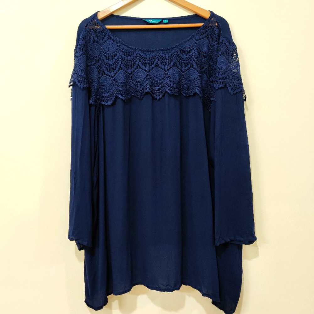 (NWOT) Lace Top - Picture 1 of 8